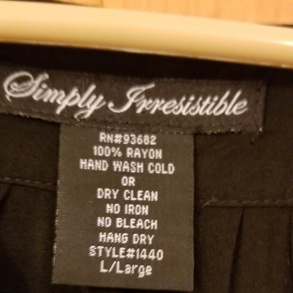 Top - Picture 4 of 4